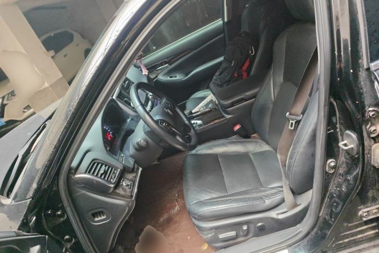 Used Toyota Crown 2015 2.0T Fashion Edition Left Front Seat