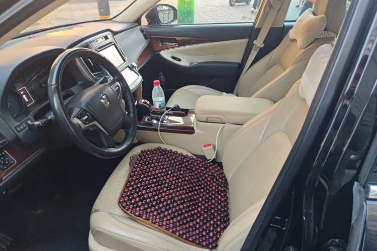 Used Toyota Crown 2015 2.0T Fashion Edition Left Front Seat
