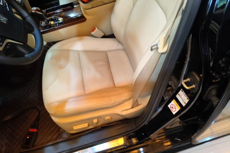 Used Toyota Crown 2015 2.0T Fashion Edition Left Front Seat