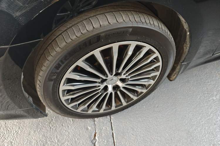 Used Toyota Crown 2015 2.0T Fashion Edition Left Front Wheel Hub