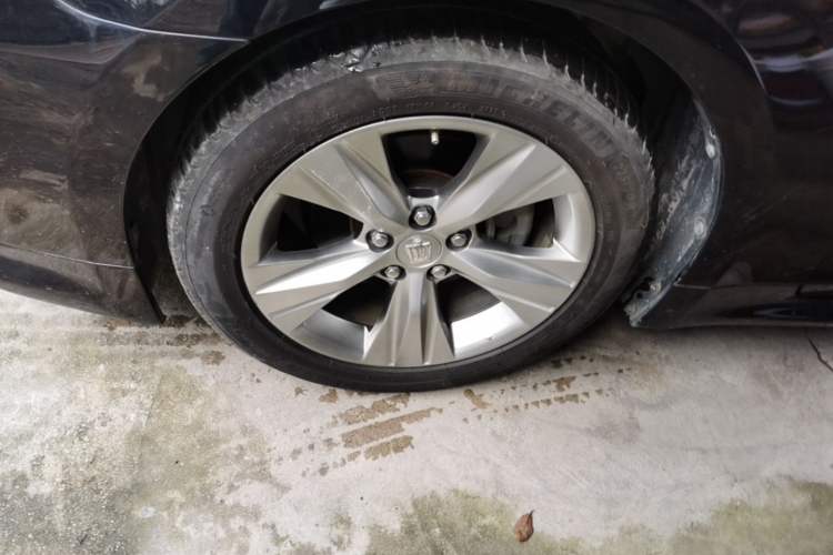 Used Toyota Crown 2015 2.0T Fashion Edition Left Front Wheel Hub