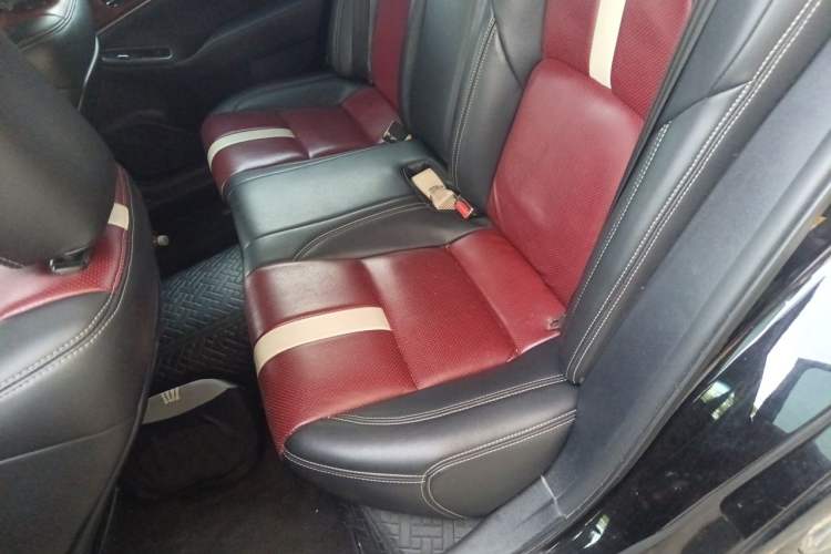 Used Toyota Crown 2015 2.0T Elite Edition Left Rear Seat