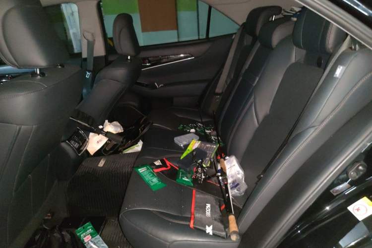 Used Toyota Crown 2015 2.0T Fashion Edition Left Rear Seat