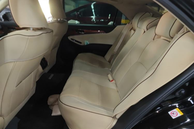 Used Toyota Crown 2015 2.0T Fashion Edition Left Rear Seat