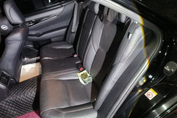 Used Toyota Crown 2015 2.0T Fashion Edition Left Rear Seat