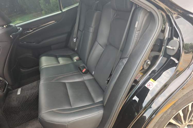Used Toyota Crown 2015 2.0T Premium Edition Left Rear Seat
