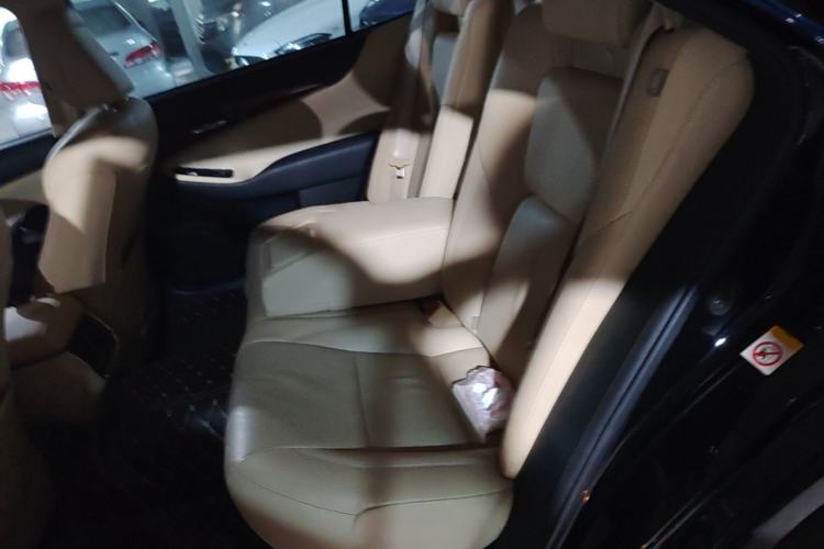 Used Toyota Crown 2015 2.0T Fashion Edition Left Rear Seat