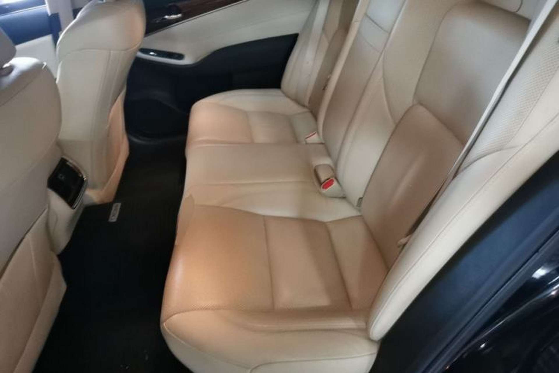 Used Toyota Crown 2015 2.0T Fashion Edition Left Rear Seat