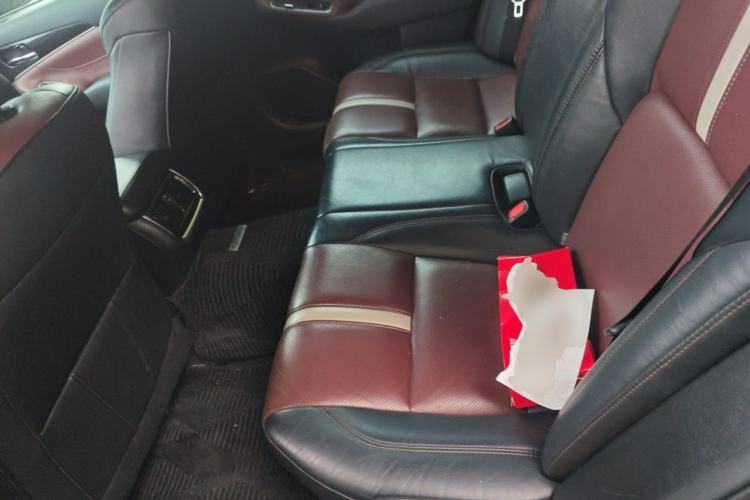 Used Toyota Crown 2015 2.0T Fashion Edition Left Rear Seat