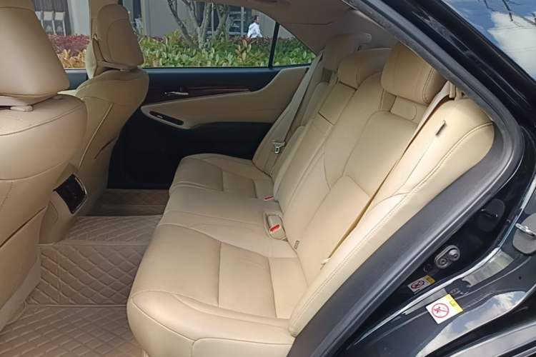 Used Toyota Crown 2015 2.5L Smart Edition Left Rear Seat