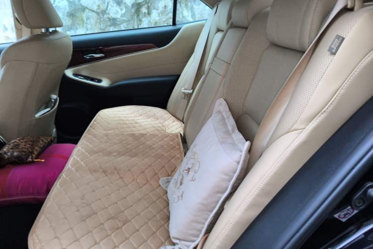 Used Toyota Crown 2015 2.0T Fashion Edition Left Rear Seat