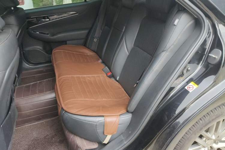Used Toyota Crown 2015 2.5L Elite Edition Left Rear Seat
