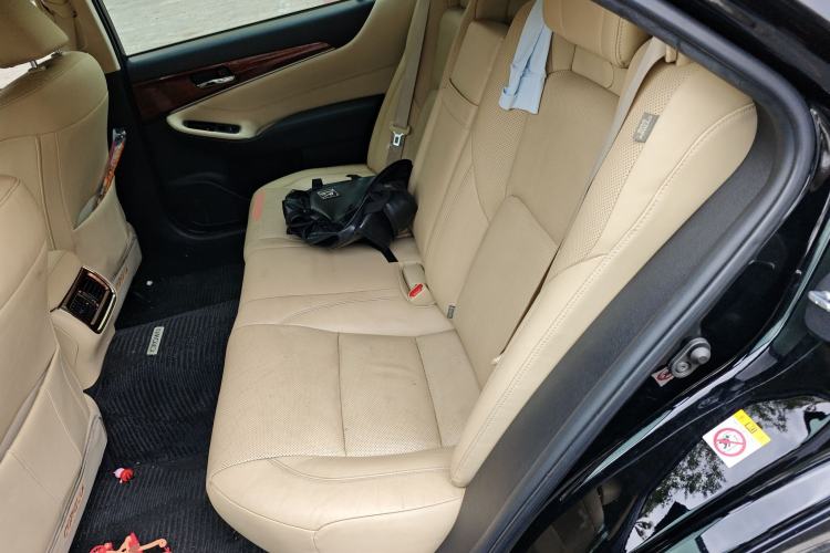 Used Toyota Crown 2015 2.5L Smart Edition Left Rear Seat