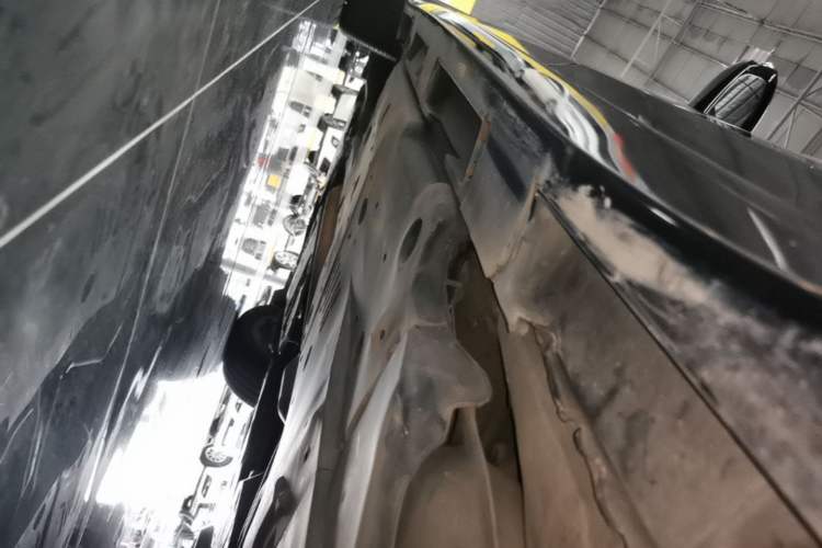 Used Toyota Crown 2015 2.0T Fashion Edition Left Side Sill