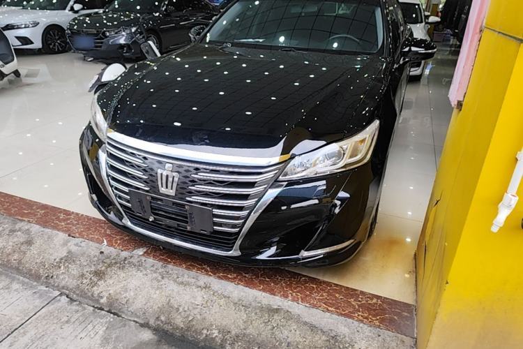 Toyota Crown 2015 2.0T Fashion Edition d’occasion Guazi used car, China used car export, Used car for sale, Used cars, Cheapest cars for sale