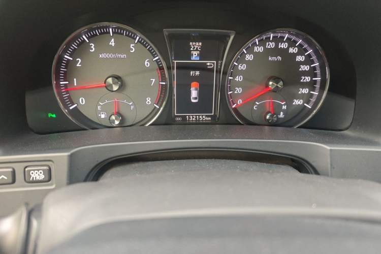 Used Toyota Crown 2015 2.5L Smart Edition Odometer Close Up