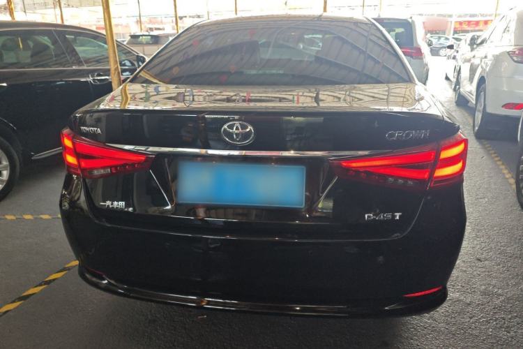 Used Toyota Crown 2015 2.0T Fashion Edition Rear