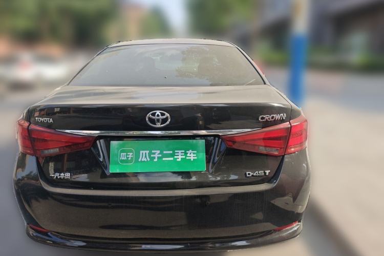 Used Toyota Crown 2015 2.0T Fashion Edition Rear