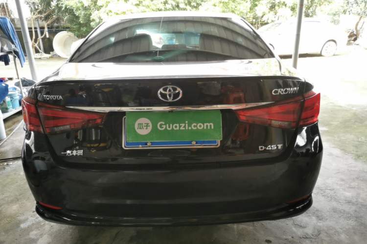 Used Toyota Crown 2015 2.0T Fashion Edition Rear