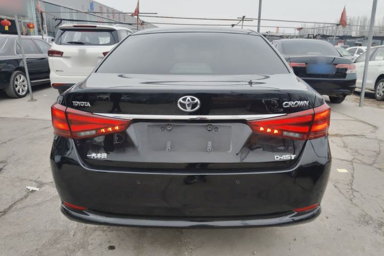 Used Toyota Crown 2015 2.0T Fashion Edition Rear