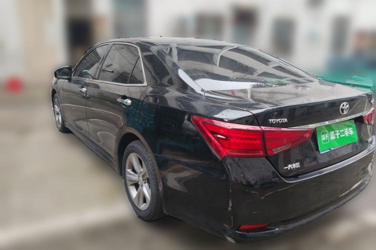 Used Toyota Crown 2015 2.0T Fashion Edition Rear Left 45 Deg