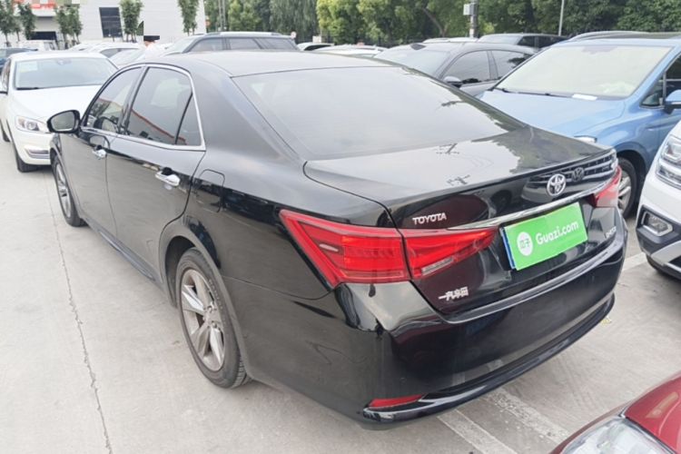 Used Toyota Crown 2015 2.0T Fashion Edition Rear Left 45 Deg
