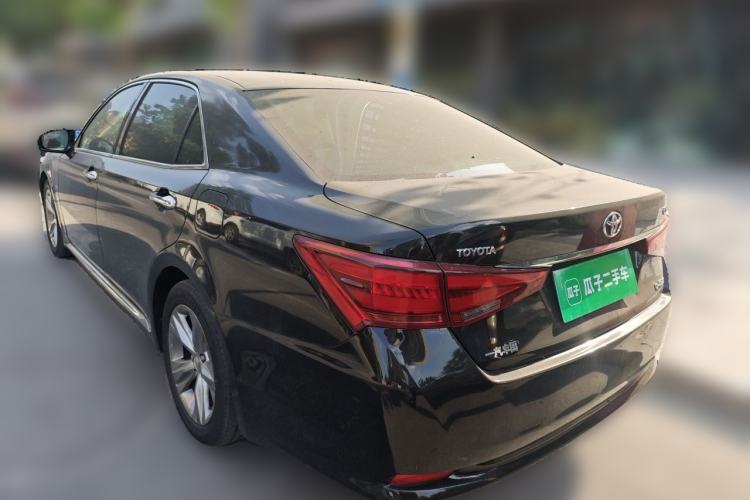 Used Toyota Crown 2015 2.0T Fashion Edition Rear Left 45 Deg
