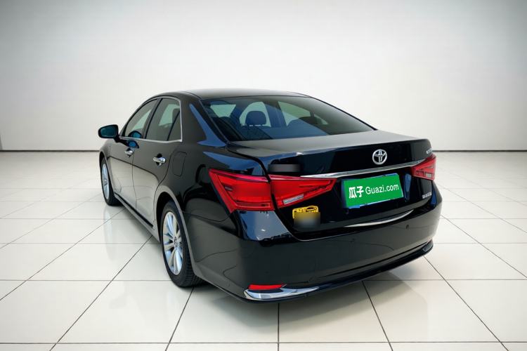 Used Toyota Crown 2015 2.0T Fashion Edition Rear Left 45 Deg