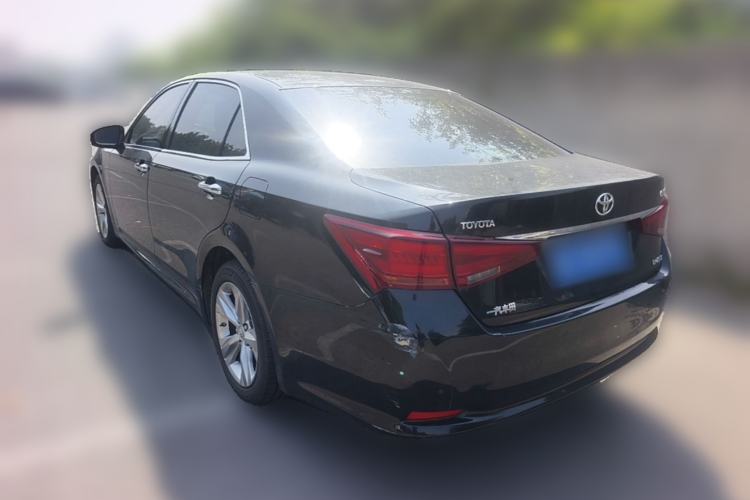 Used Toyota Crown 2015 2.0T Fashion Edition Rear Left 45 Deg