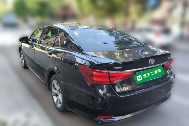 Used Toyota Crown 2015 2.0T Fashion Edition Rear Left 45 Deg