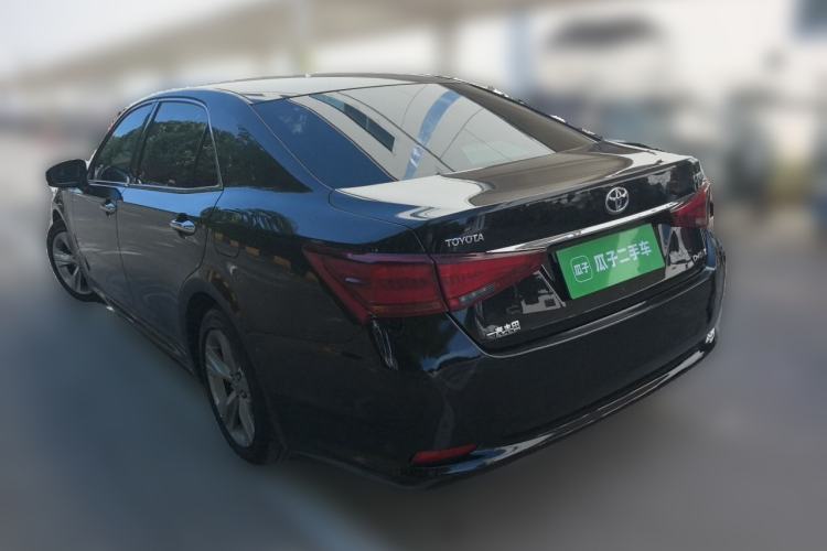 Used Toyota Crown 2015 2.0T Fashion Edition Rear Left 45 Deg