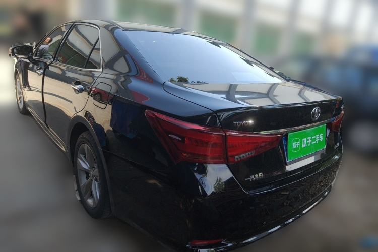 Used Toyota Crown 2015 2.0T Fashion Edition Rear Left 45 Deg