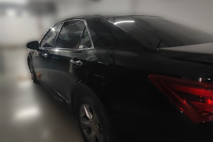 Used Toyota Crown 2015 2.0T Fashion Edition Rear Left 45 Deg