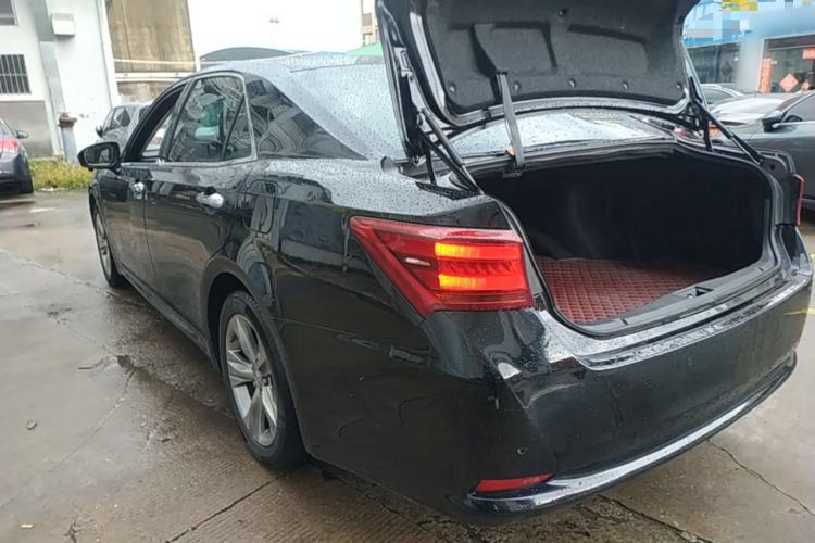 Used Toyota Crown 2015 2.0T Fashion Edition Rear Left 45 Deg