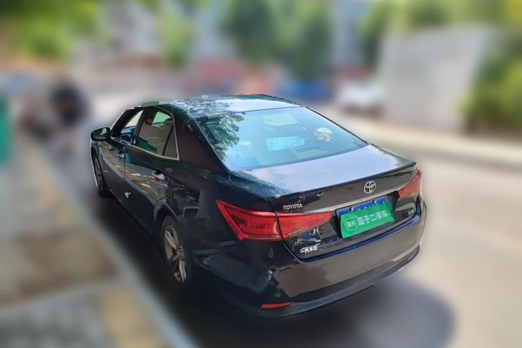 Used Toyota Crown 2015 2.0T Fashion Edition Rear Left 45 Deg
