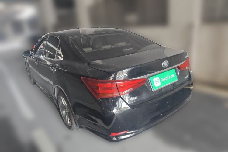 Used Toyota Crown 2015 2.0T Fashion Edition Rear Left 45 Deg
