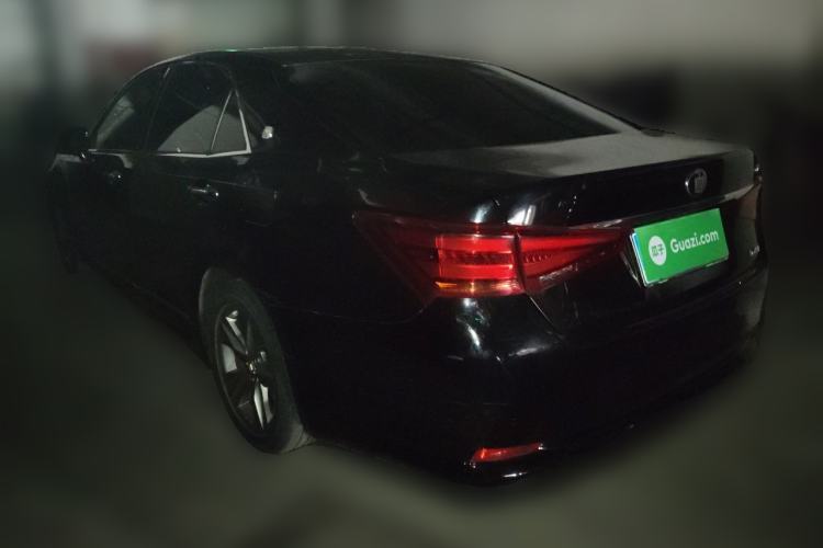 Used Toyota Crown 2015 2.0T Fashion Edition Rear Left 45 Deg
