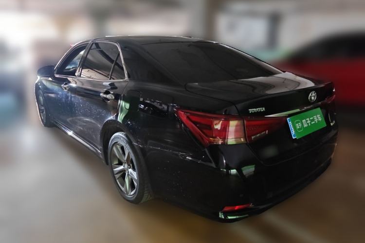 Used Toyota Crown 2015 2.0T Fashion Edition Rear Left 45 Deg
