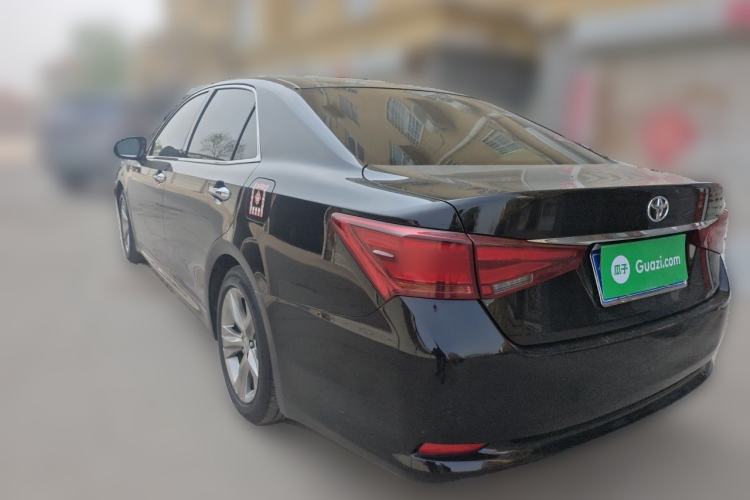 Used Toyota Crown 2015 2.5L Fashion Limited Edition Rear Left 45 Deg