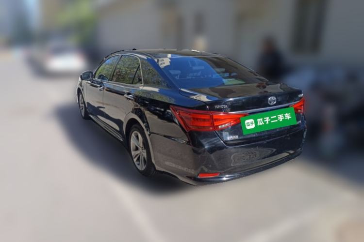 Used Toyota Crown 2015 2.0T Fashion Edition Rear Left 45 Deg