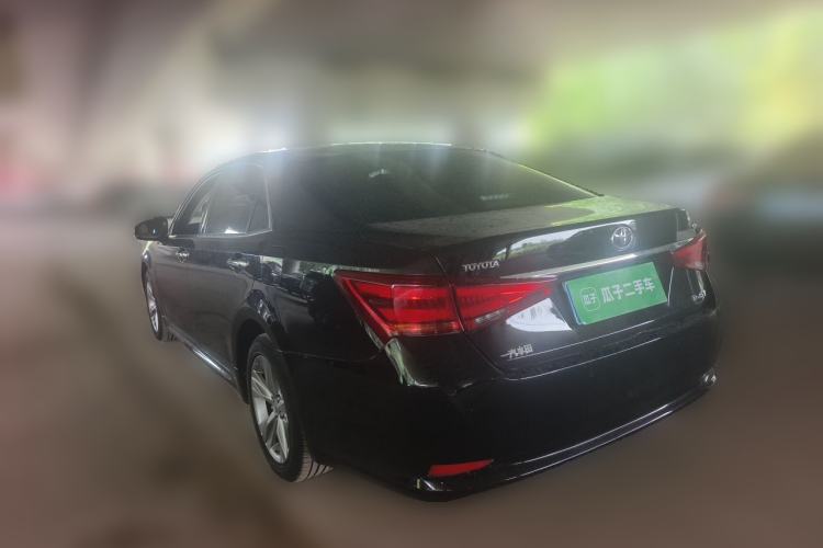 Used Toyota Crown 2015 2.0T Fashion Edition Rear Left 45 Deg
