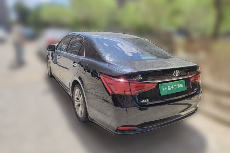 Used Toyota Crown 2015 2.0T Fashion Edition Rear Left 45 Deg