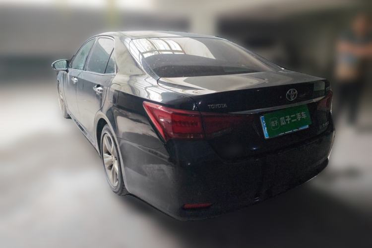 Used Toyota Crown 2015 2.0T Fashion Edition Rear Left 45 Deg