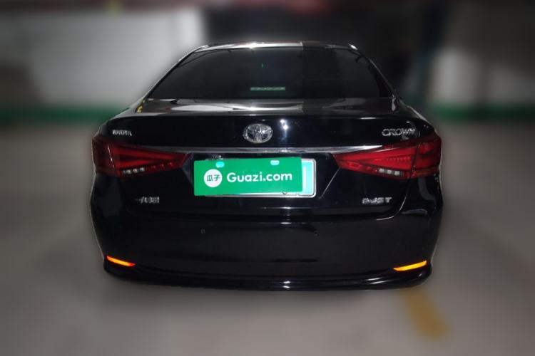 Used Toyota Crown 2015 2.0T Fashion Edition Rear