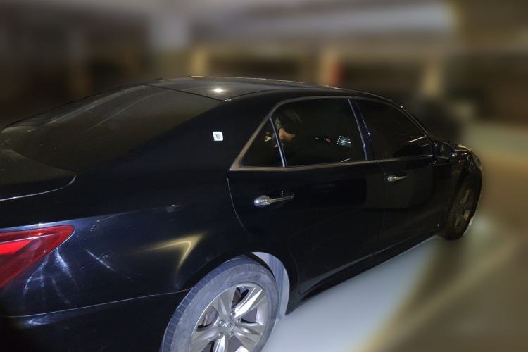 Used Toyota Crown 2015 2.0T Fashion Edition Rear Right 45 Deg