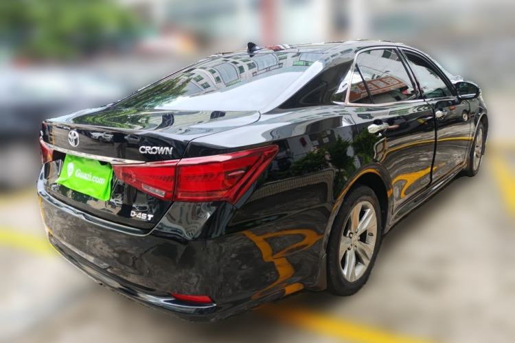 Used Toyota Crown 2015 2.0T Fashion Edition Rear Right 45 Deg