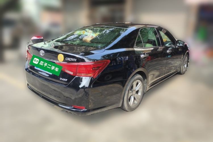 Used Toyota Crown 2015 2.0T Fashion Edition Rear Right 45 Deg