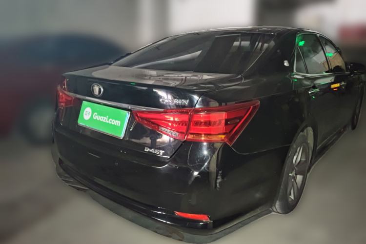 Used Toyota Crown 2015 2.0T Fashion Edition Rear Right 45 Deg