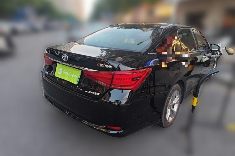 Used Toyota Crown 2015 2.0T Fashion Edition Rear Right 45 Deg