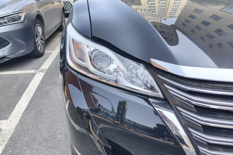 Used Toyota Crown 2015 2.5L Smart Edition Right Front Headlight